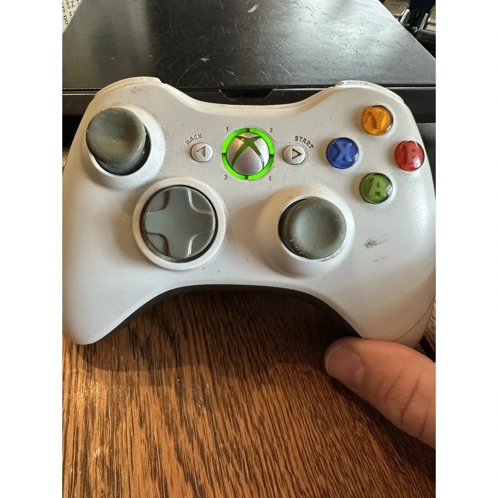 MICROSOFT 1460 WHITE WIRELESS XBOX 360 CONTROLLER